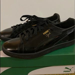 “Clyde Wraith” Puma sneaker